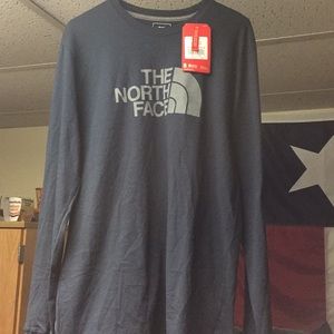 The north face long sleeve brand new never worn